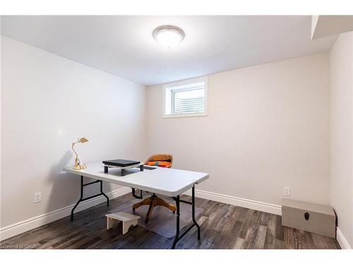 118 Stirling Macgregor Drive, Cambridge, ON - Indoor Photo Showing Office