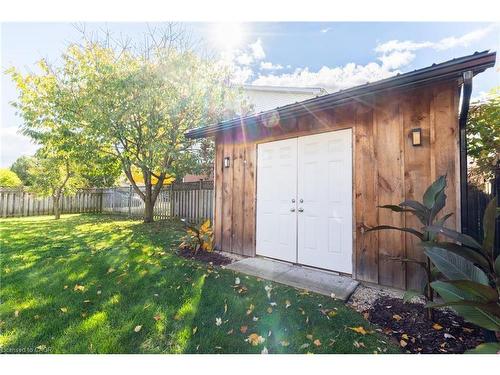 118 Stirling Macgregor Drive, Cambridge, ON - Outdoor