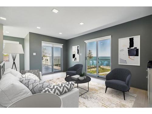 4 Sunrow Gate, Hamilton, ON - Indoor Photo Showing Living Room