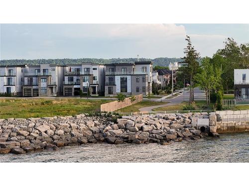 4 Sunrow Gate, Hamilton, ON - Outdoor With Body Of Water