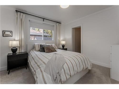 333 St Paul Street, Burlington, ON - Indoor Photo Showing Bedroom