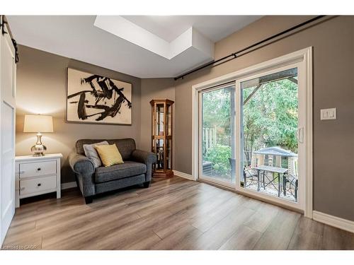 4148 Galileo Common, Burlington, ON - Indoor Photo Showing Living Room