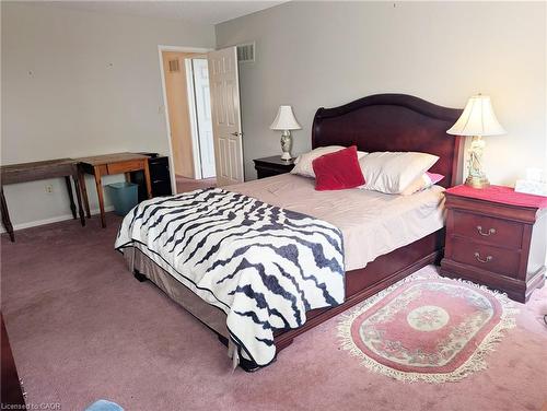 537 Westman Avenue, Peterborough, ON - Indoor Photo Showing Bedroom
