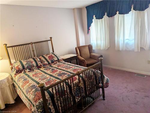 537 Westman Avenue, Peterborough, ON - Indoor Photo Showing Bedroom