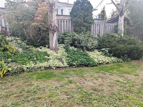 537 Westman Avenue, Peterborough, ON - Outdoor