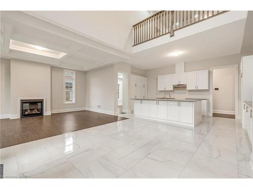 27 Gamble Street, Halton Hills, ON - Indoor Photo Showing Kitchen