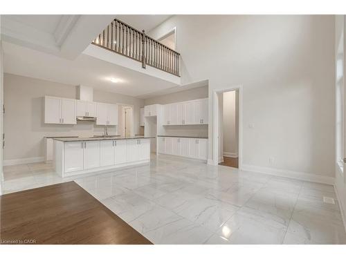 27 Gamble Street, Halton Hills, ON - Indoor Photo Showing Kitchen