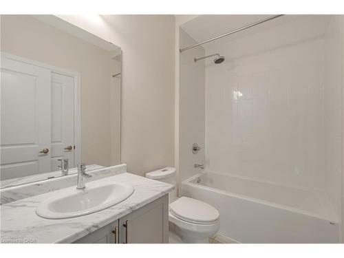 27 Gamble Street, Halton Hills, ON - Indoor Photo Showing Bathroom