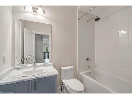 27 Gamble Street, Halton Hills, ON - Indoor Photo Showing Bathroom