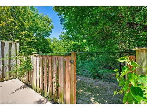 19-2151 Walkers Line, Burlington, ON - Outdoor