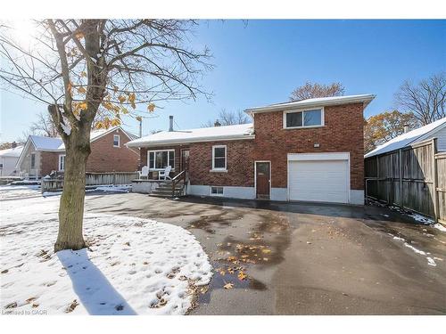 67 Blossom Avenue, Brantford, ON - Outdoor