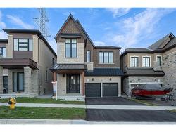 1156 Skyridge Boulevard  Pickering, ON L1X 0M4