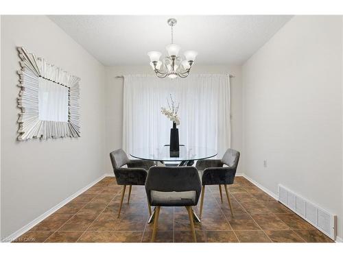28 Bacall Crescent, Hamilton, ON - Indoor Photo Showing Dining Room