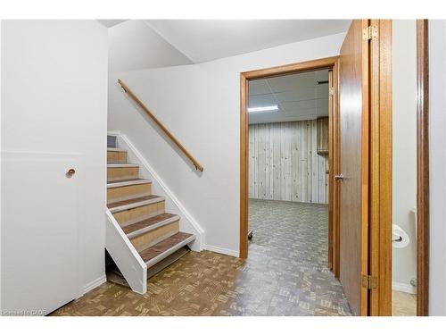 28 Bacall Crescent, Hamilton, ON - Indoor Photo Showing Other Room