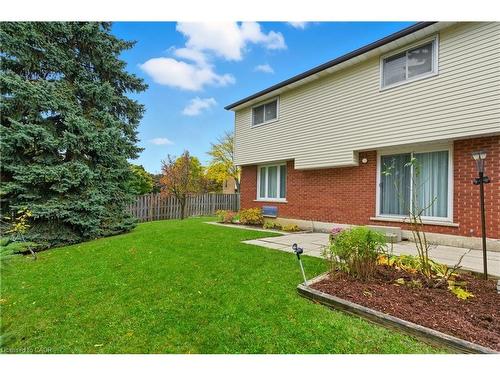 28 Bacall Crescent, Hamilton, ON - Outdoor