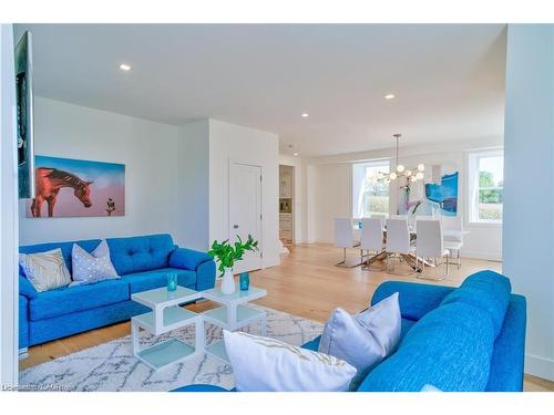 1748 Centre Road, Carlisle, ON 