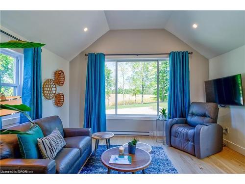 1748 Centre Road, Carlisle, ON 