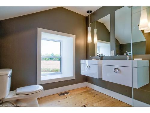 1748 Centre Road, Carlisle, ON 