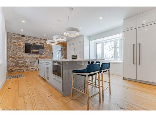 1748 Centre Road, Carlisle, ON 