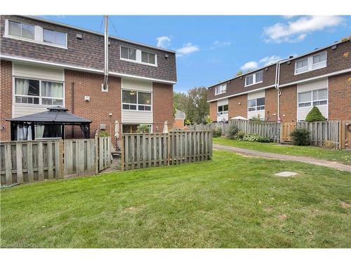 90 Ann Street, Dundas, ON - Outdoor