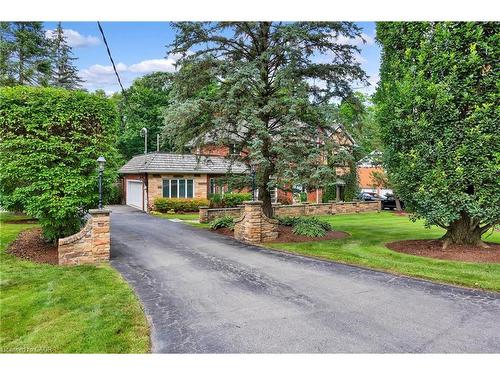 32 Maple Hill Drive, Kitchener, ON 