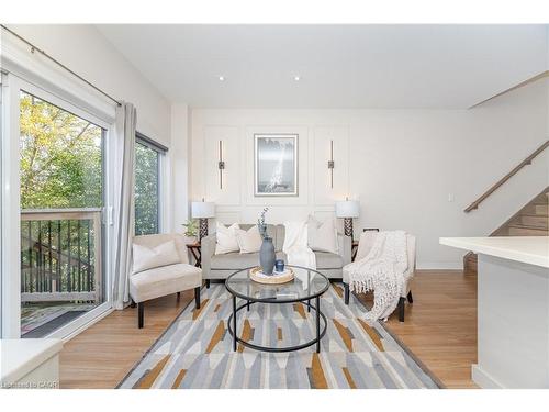 235 Mead Avenue, Hamilton, ON - Indoor Photo Showing Other Room