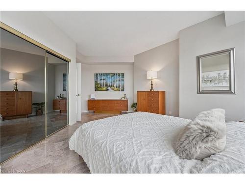 1902-190 Hespeler Road, Cambridge, ON - Indoor Photo Showing Bedroom
