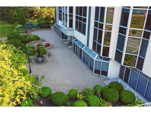 1902-190 Hespeler Road, Cambridge, ON - Outdoor