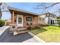 1504 Bridge Road  Oakville, ON L6L 2E3