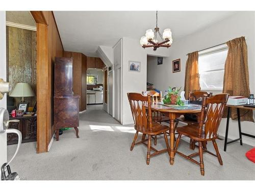 1097 Enola Avenue, Mississauga, ON - Indoor Photo Showing Dining Room