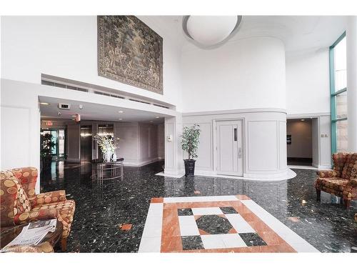 Ph12-55 Blue Springs Drive, Waterloo, ON - Indoor