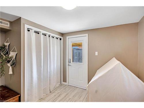 332 Vansitmart Avenue, Hamilton, ON - Indoor Photo Showing Other Room