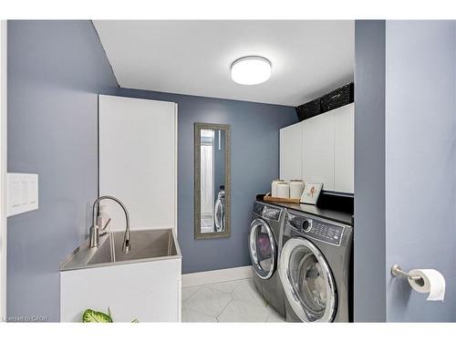 332 Vansitmart Avenue, Hamilton, ON - Indoor Photo Showing Laundry Room