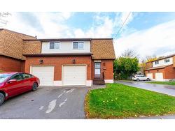 4-899 Stone Church Road E Hamilton, ON L8W 1B2