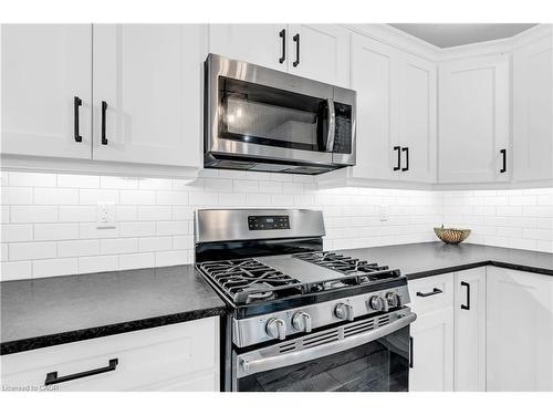 324 East 43Rd Street, Hamilton, ON - Indoor Photo Showing Kitchen