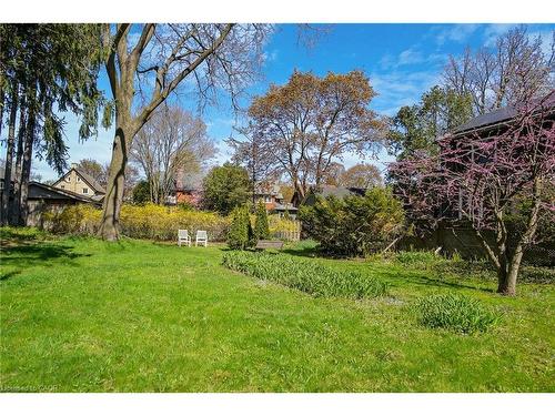 78 William Street W, Waterloo, ON - Outdoor