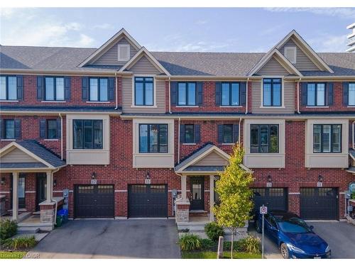 15 Pierre Trudeau Lane  Grimsby, ON L3M 0H4