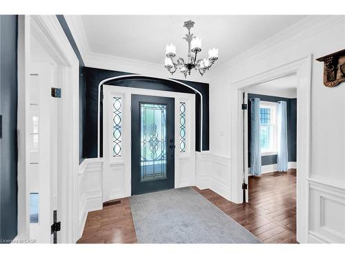 14 Robinson Street S, Grimsby, ON - Indoor Photo Showing Other Room