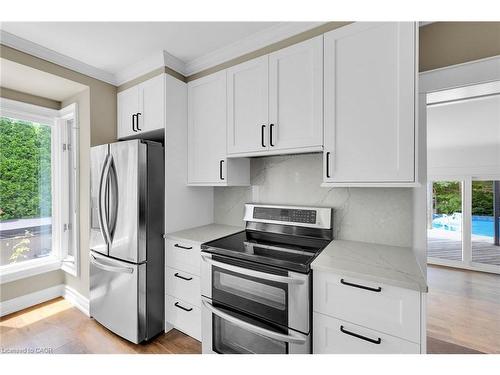 14 Robinson Street S, Grimsby, ON - Indoor Photo Showing Kitchen With Stainless Steel Kitchen