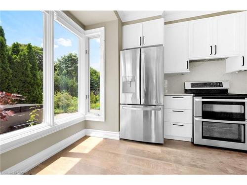 14 Robinson Street S, Grimsby, ON - Indoor Photo Showing Kitchen With Stainless Steel Kitchen