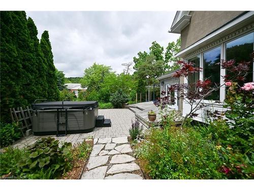 14 Robinson Street S, Grimsby, ON - Outdoor With Deck Patio Veranda