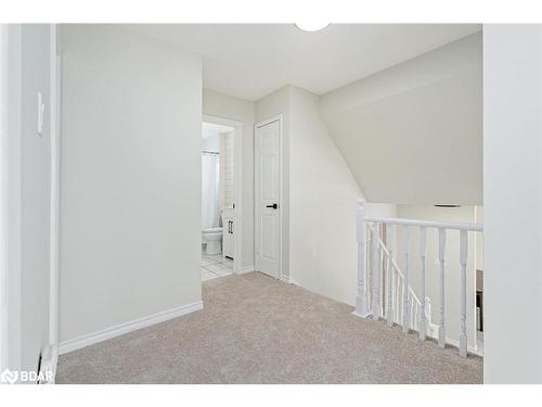 358 Mcnabb Crescent, Milton, ON - Indoor Photo Showing Other Room