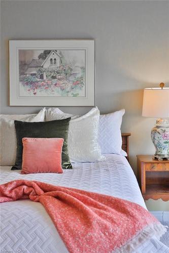 807-1900 The Collegeway, Mississauga, ON - Indoor Photo Showing Bedroom