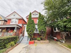 24 Somerset Avenue  Hamilton, ON L8L 2L5