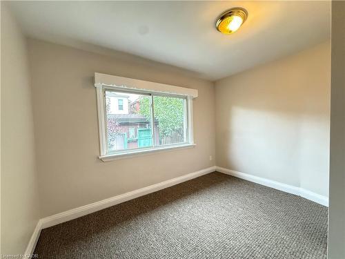 24 Somerset Avenue, Hamilton, ON - Indoor Photo Showing Other Room