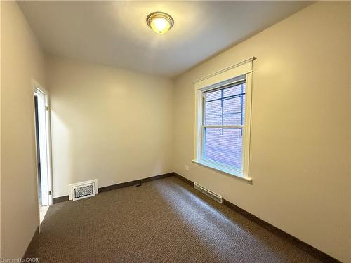24 Somerset Avenue, Hamilton, ON - Indoor Photo Showing Other Room