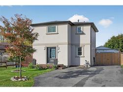 211 Birchcliffe Crescent  Hamilton, ON L8T 4L1