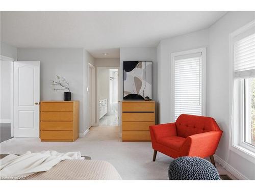 1061 Summit Ridge Drive, Oakville, ON - Indoor Photo Showing Bedroom