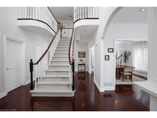 1061 Summit Ridge Drive, Oakville, ON - Indoor Photo Showing Other Room