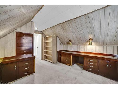 31 Lower Horning Road, Hamilton, ON - Indoor Photo Showing Other Room